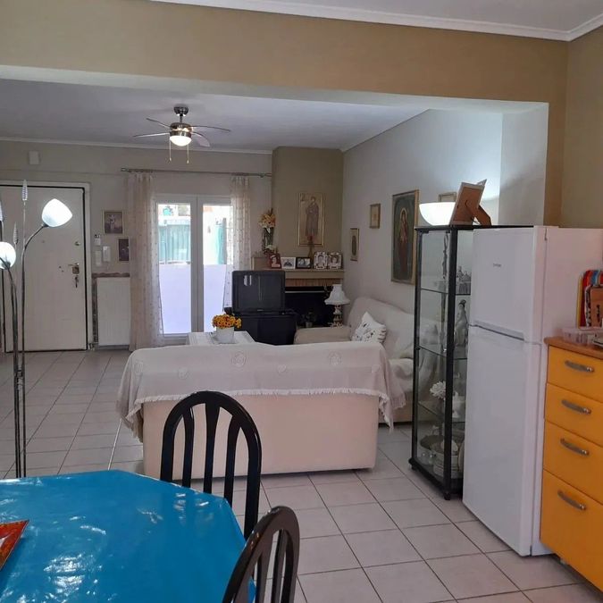 Photo 358387972
