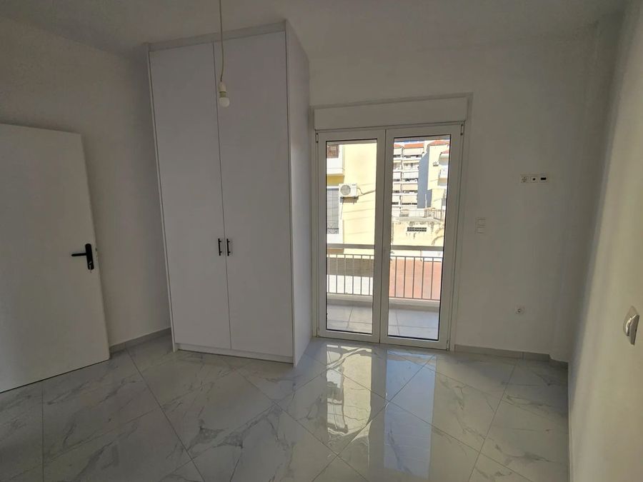 Photo 358509076