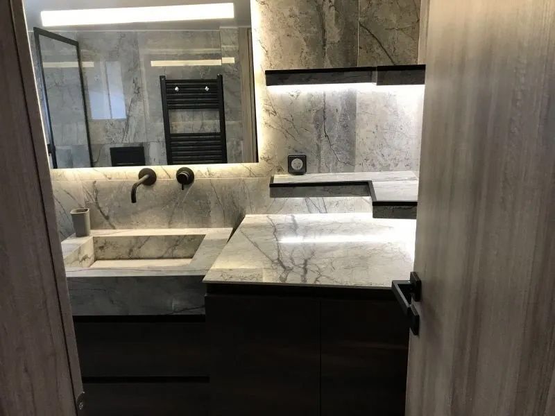 Photo 358514623