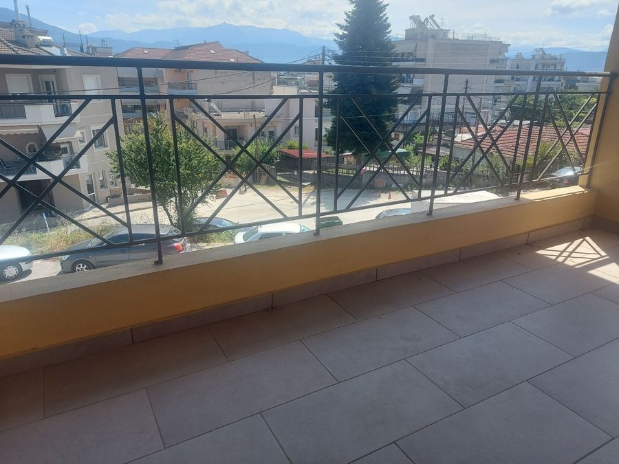 Photo 359369293