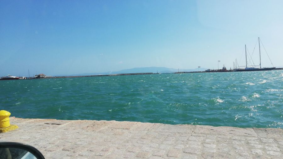 Photo 359978581