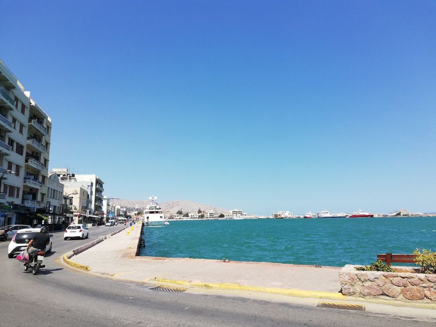 Photo 359978587
