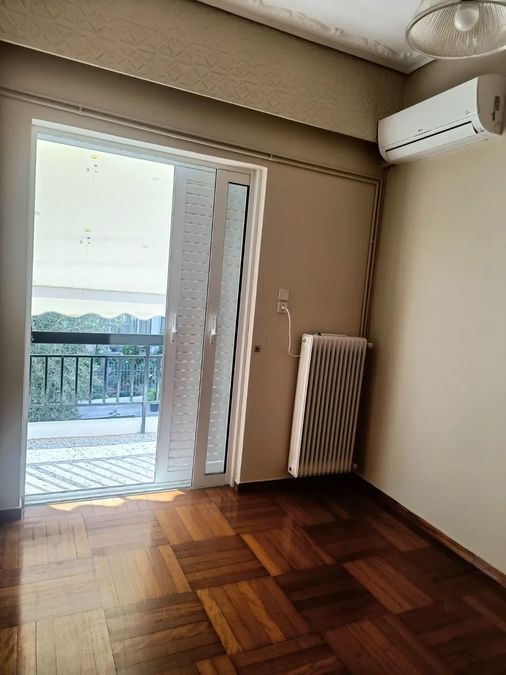 Photo 360090685
