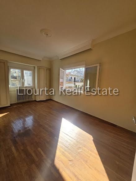 Photo 360209881