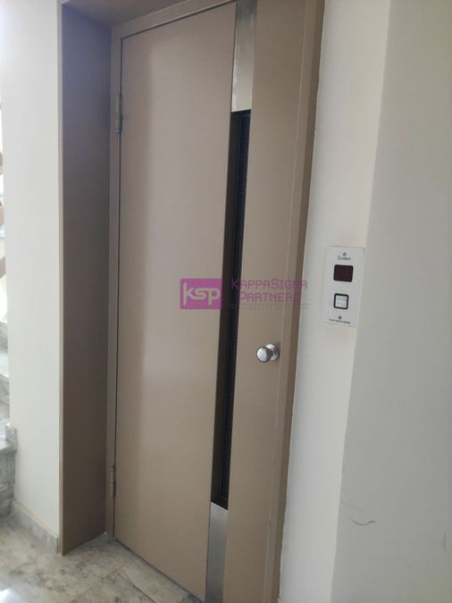 Photo 360237391