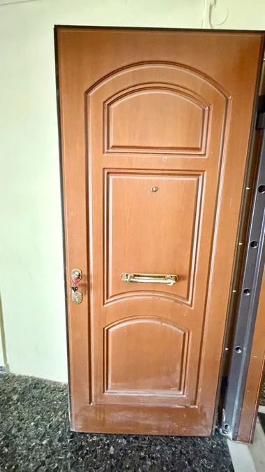 Photo 360245839