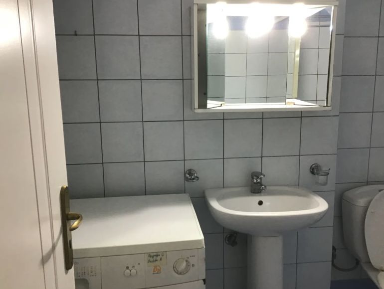 Photo 360270715