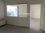 Photo 360296647