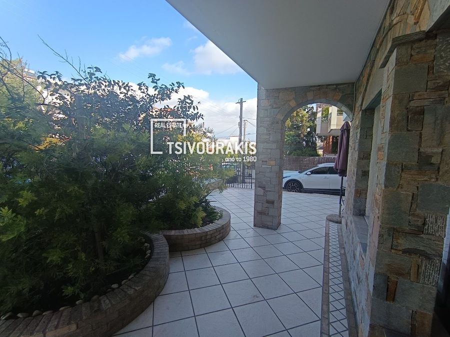 Photo 360297154