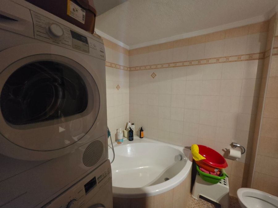Photo 360323776