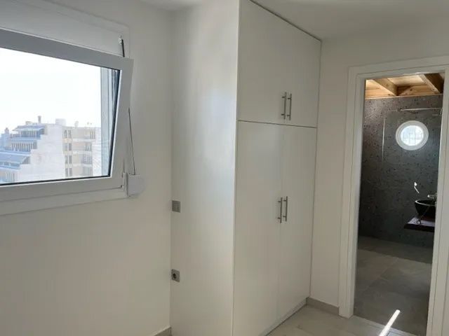 Photo 360328915