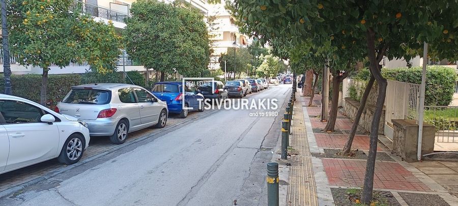 Photo 360530194