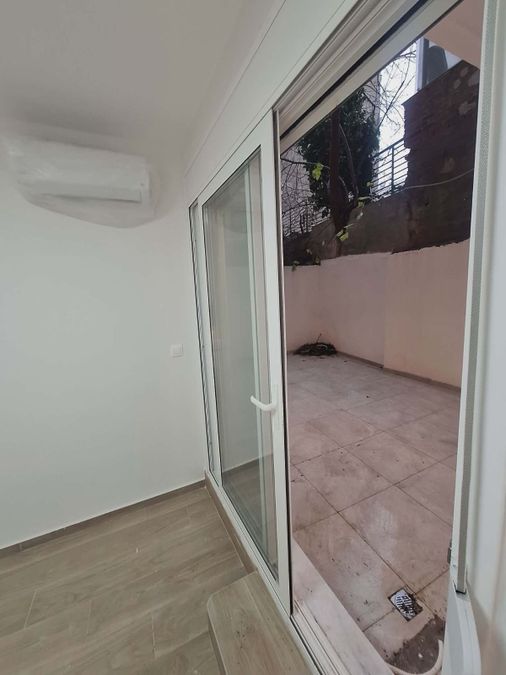 Photo 360615061