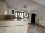 Photo 360620404