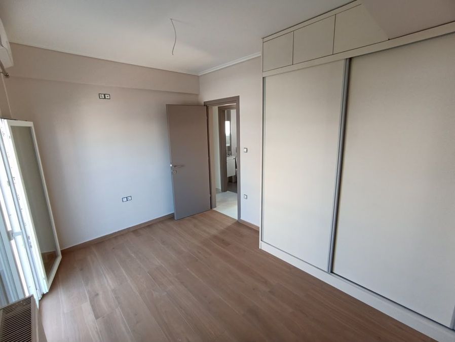 Photo 360680191