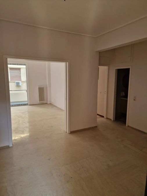 Photo 360750580