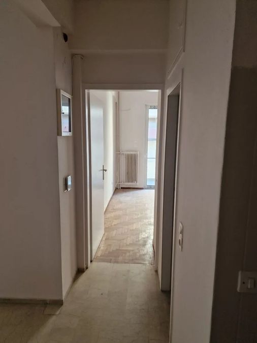 Photo 360750595
