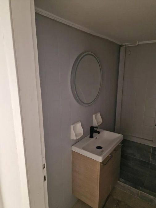 Photo 360750604