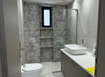 Photo 360924253