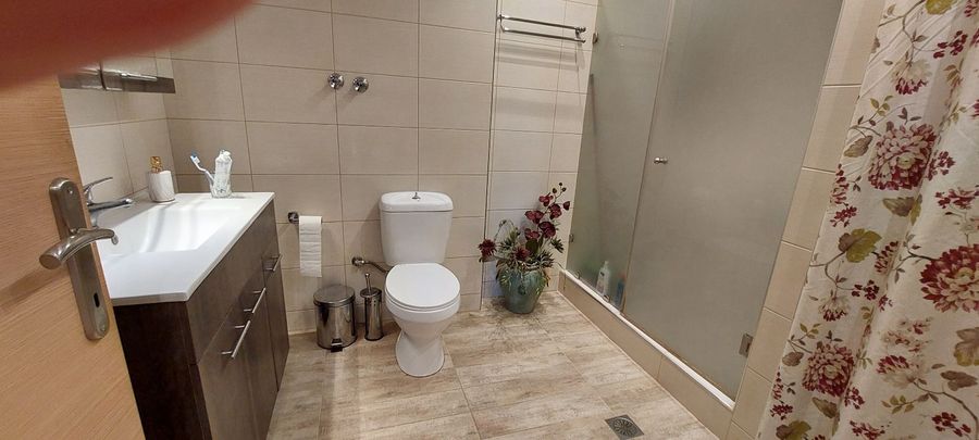 Photo 360974257