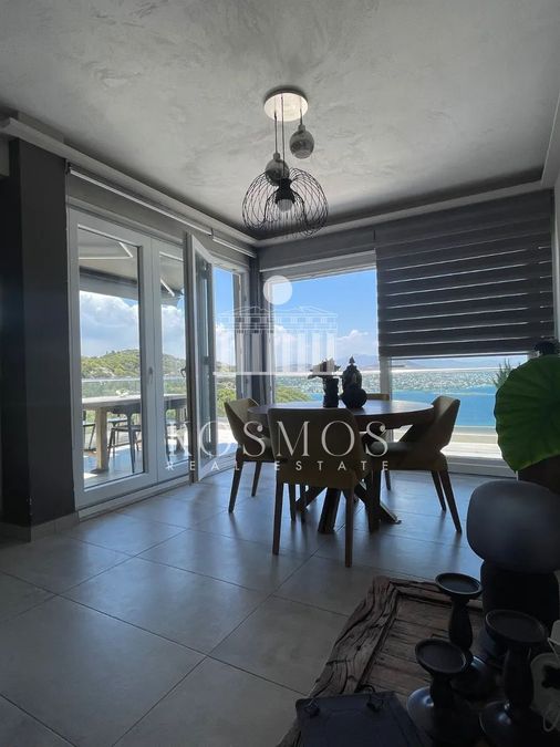Photo 361035112