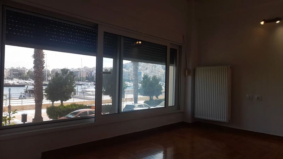 Photo 361451716