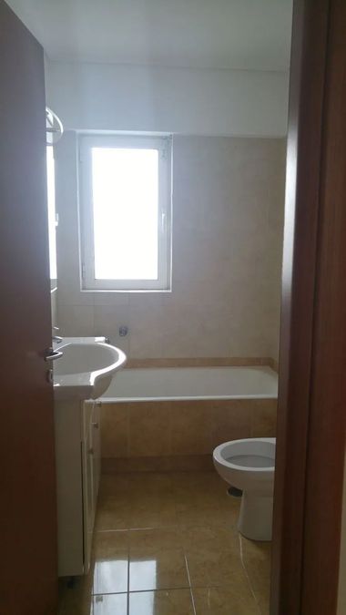 Photo 362037235