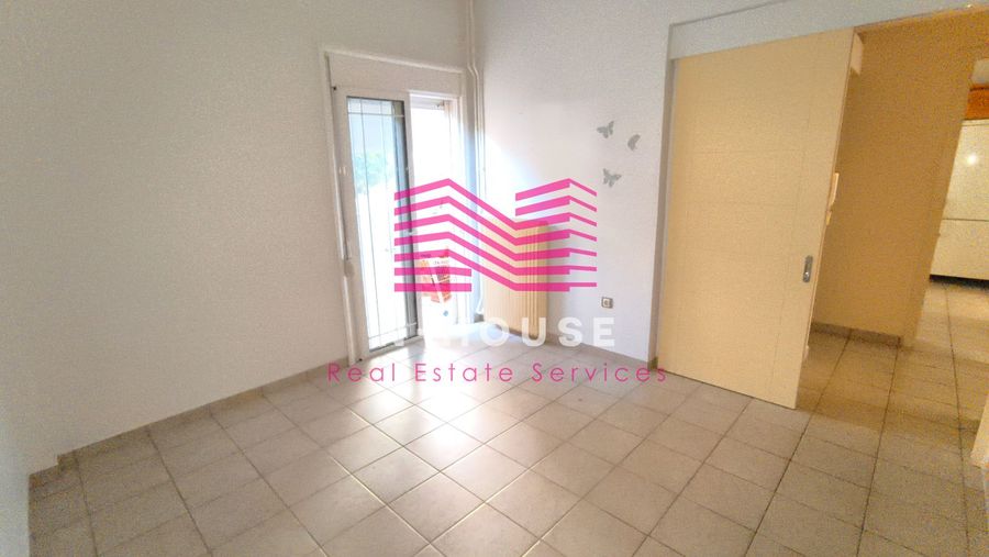 Photo 362089996