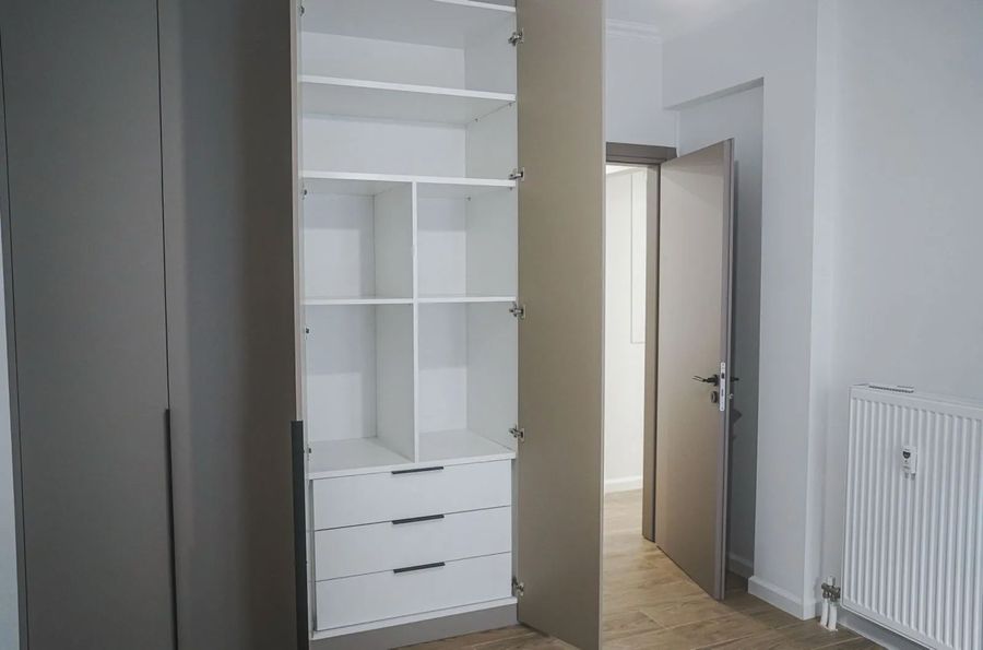 Photo 362429482