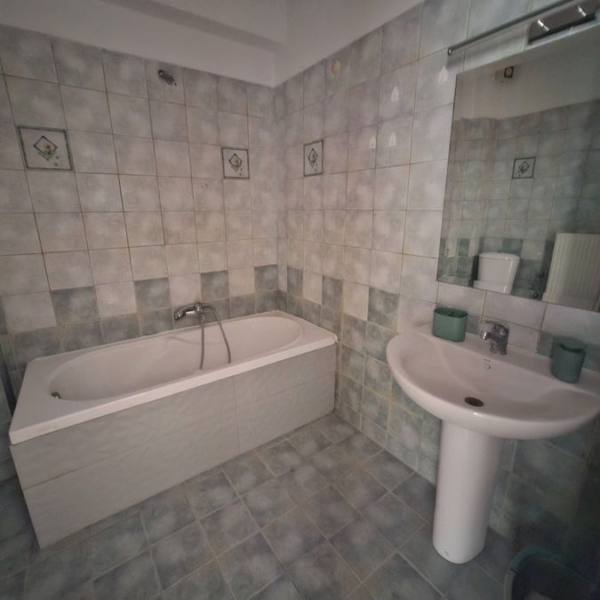 Photo 362562613
