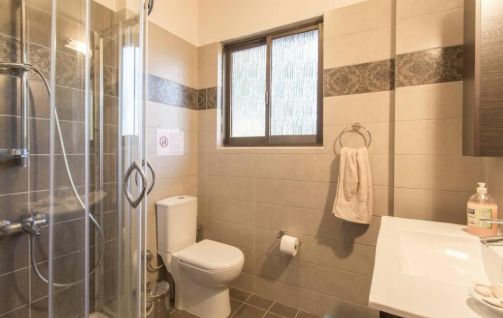 Photo 363498106