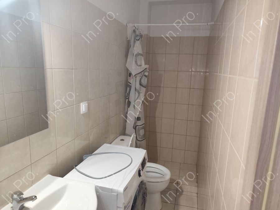 Photo 364757395