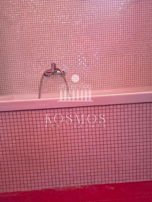 Photo 365157904