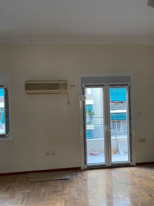 Photo 365377030