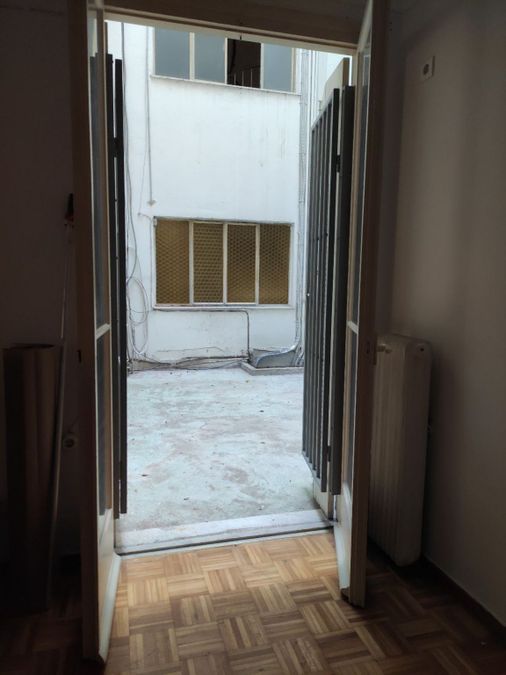 Photo 365378173