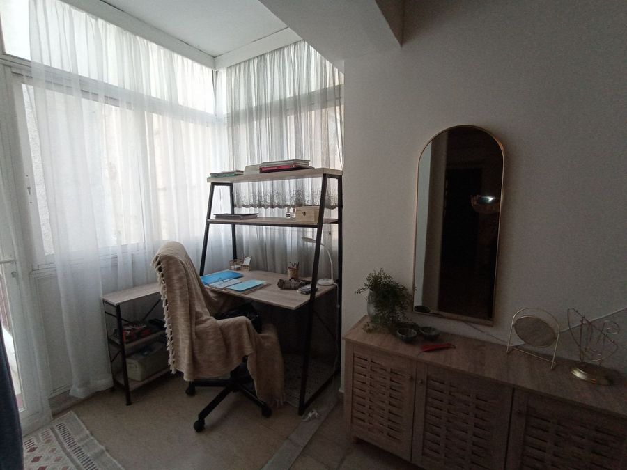 Photo 366777094