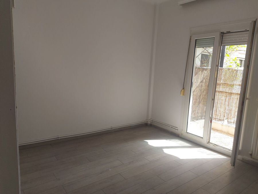 Photo 366862180