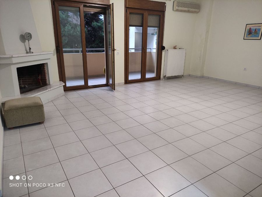 Photo 366909439