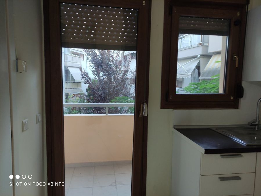 Photo 366909505