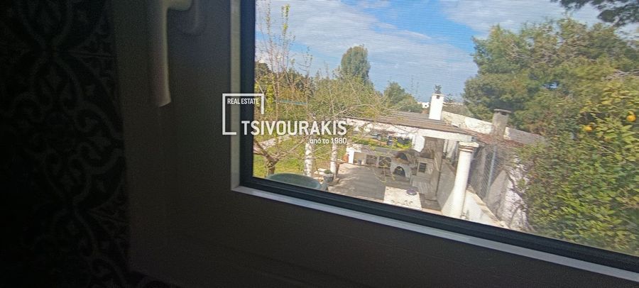 Photo 367148509