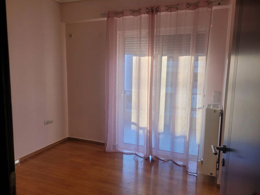 Photo 367215043