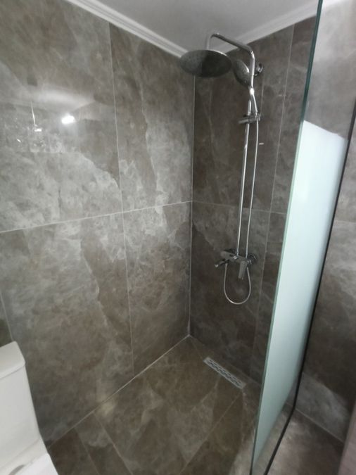 Photo 367373479