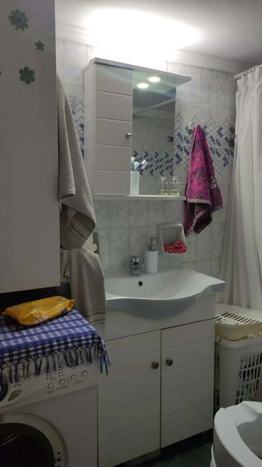 Photo 367393723