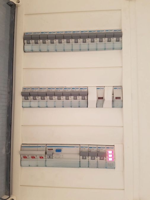 Photo 367545871