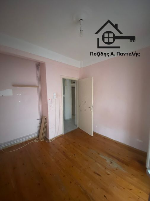 Photo 367593673
