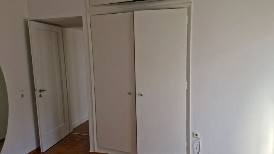 Photo 367687753