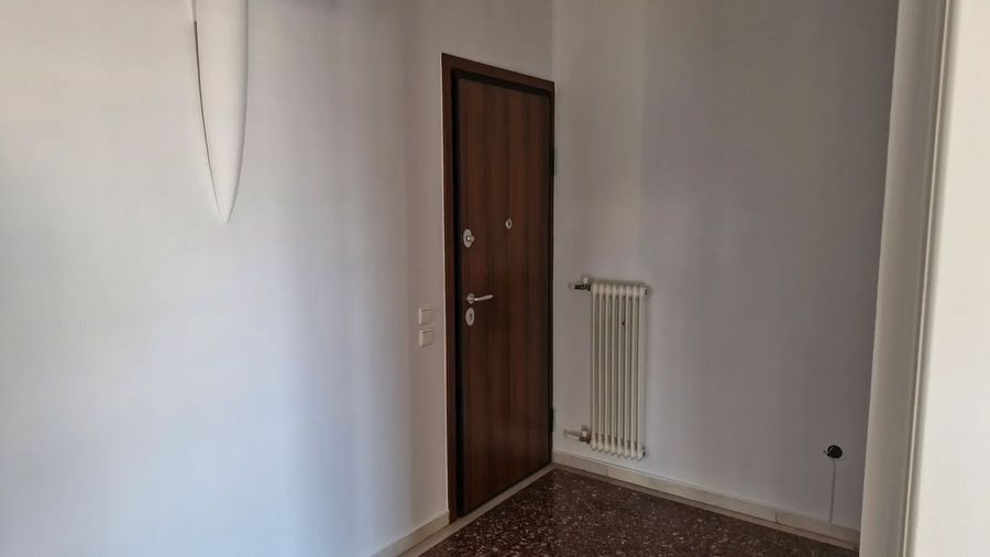 Photo 367687762