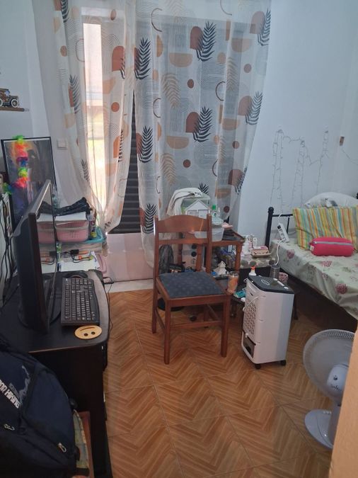 Photo 367775989
