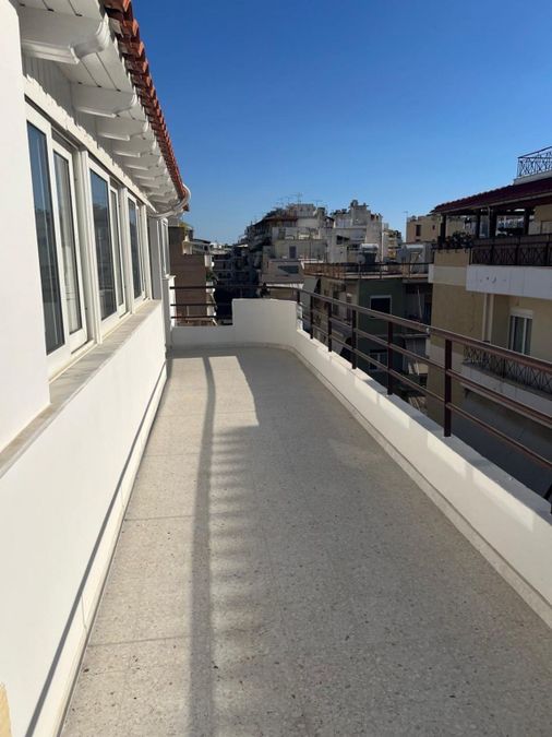 Photo 368112031
