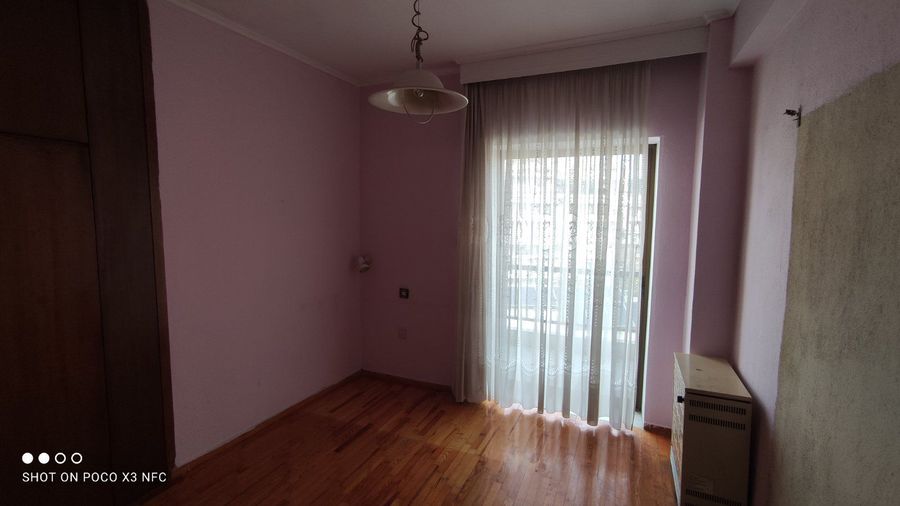 Photo 368427775